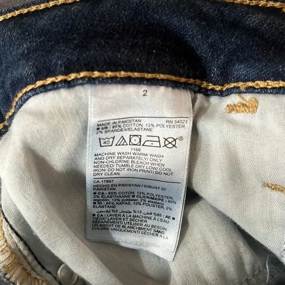 Old Navy High Rise Rockstar Super Skinny jeans, Size 2, Excellent Condition - Picture 6 of 6